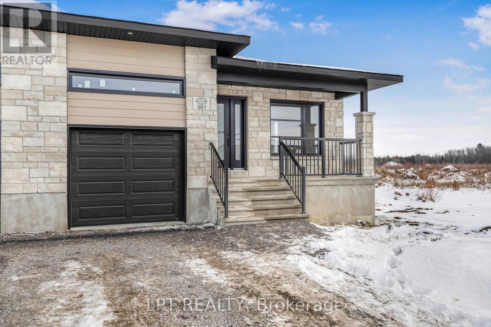 967 Katia Street, The Nation, Ontario  K0A 2M0 - Photo 4 - X12901126