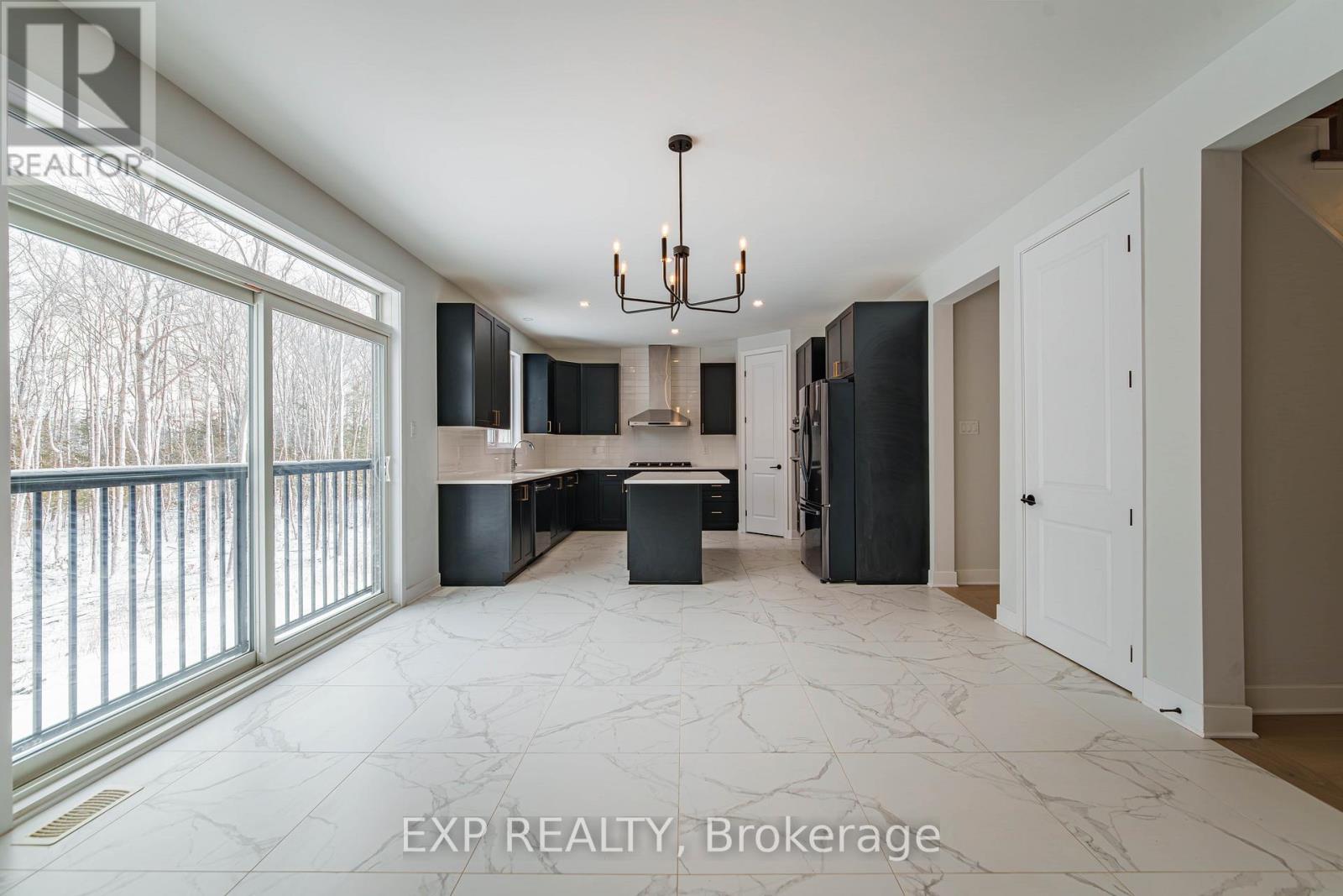 256 Antler Court, Mississippi Mills, Ontario  K0A 1A0 - Photo 10 - X12901138