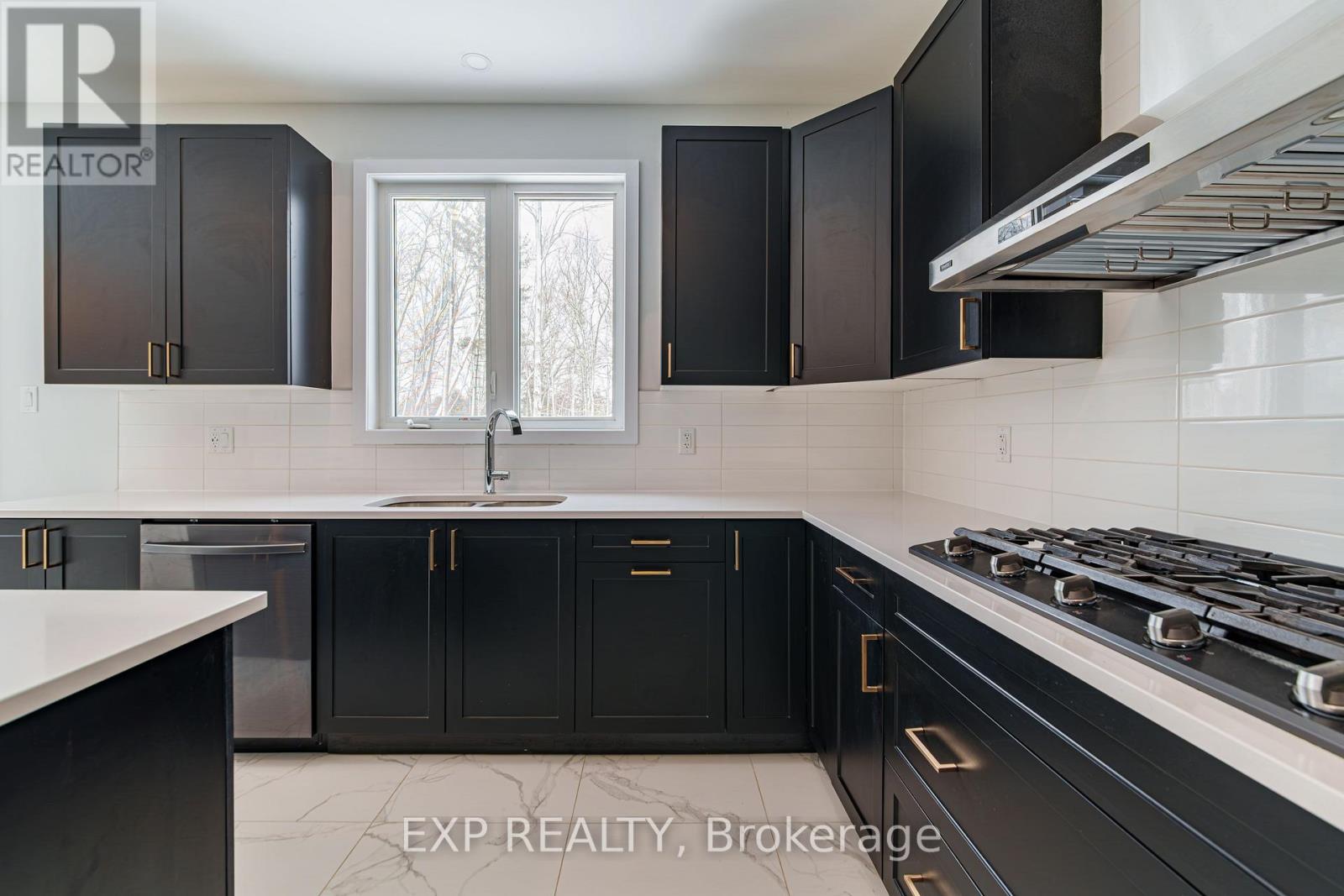 256 Antler Court, Mississippi Mills, Ontario  K0A 1A0 - Photo 13 - X12901138