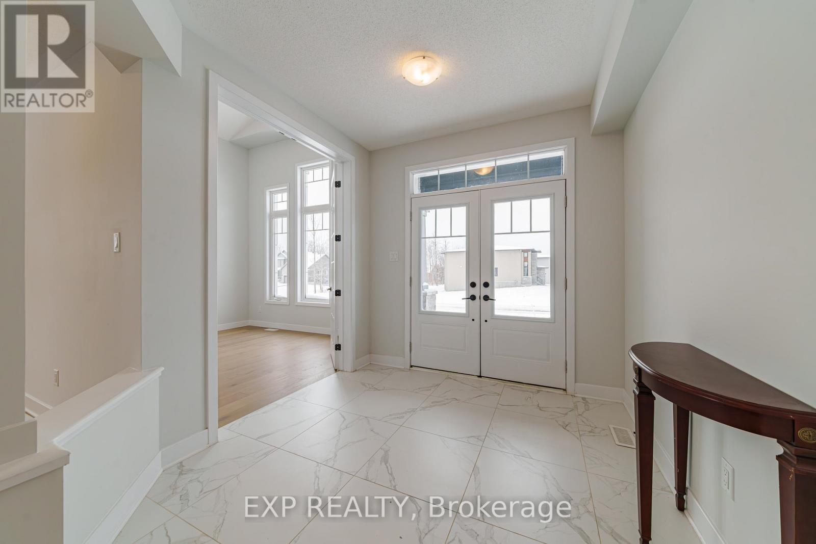 256 Antler Court, Mississippi Mills, Ontario  K0A 1A0 - Photo 2 - X12901138