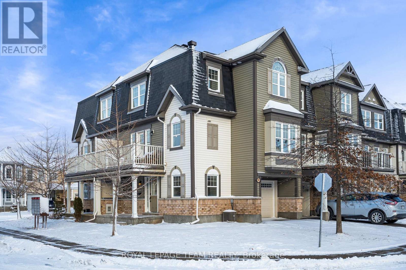 151 Grenadine Street, Ottawa, Ontario  K2S 0N8 - Photo 3 - X12901152