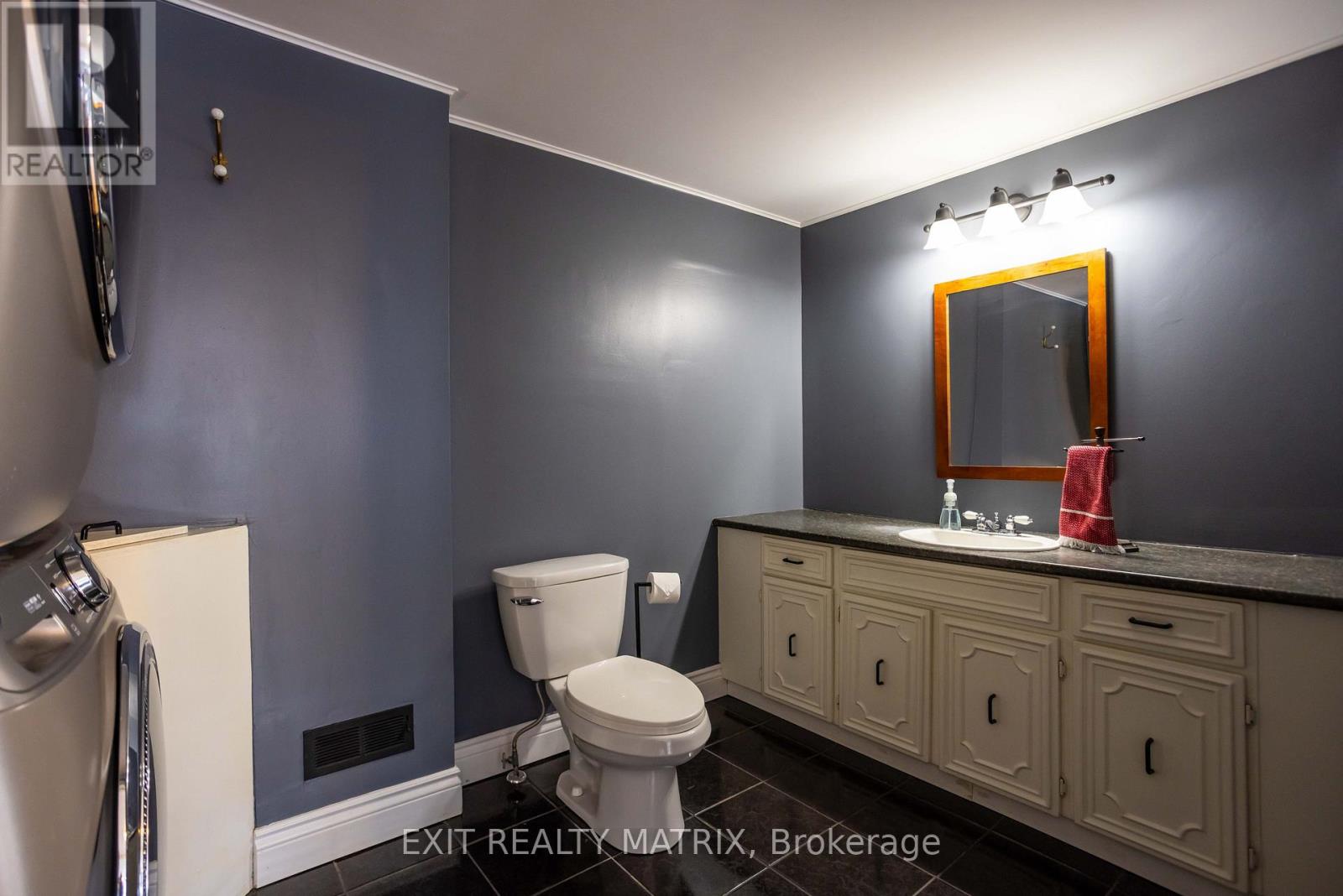 539 Church Street, North Dundas, Ontario  K0C 2K0 - Photo 22 - X12901172