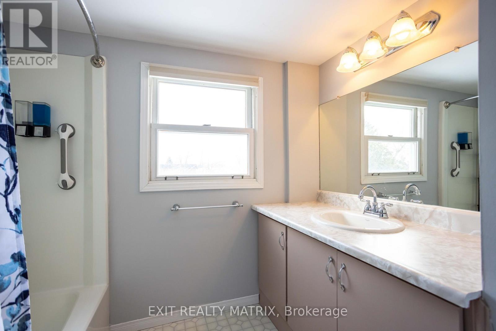 539 Church Street, North Dundas, Ontario  K0C 2K0 - Photo 35 - X12901172