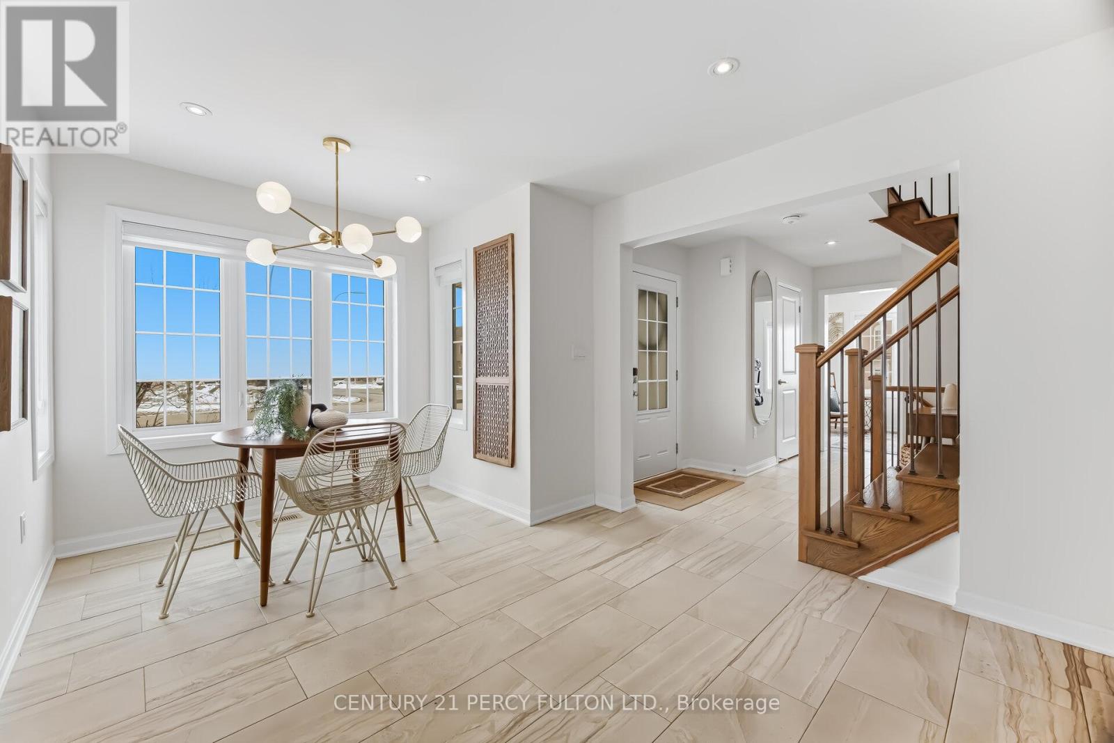 1082 Belcourt Street, Pickering, Ontario  L1X 0G2 - Photo 6 - E12901052