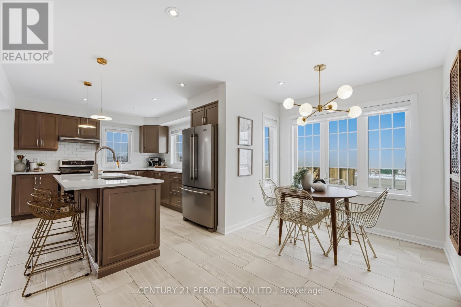 1082 Belcourt Street, Pickering, Ontario  L1X 0G2 - Photo 7 - E12901052