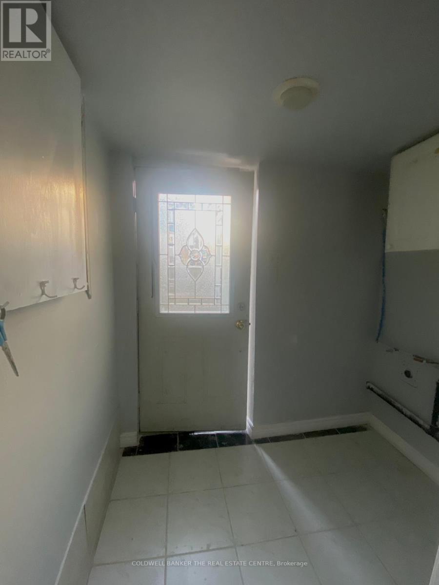 A - 157 Ashdale Avenue, Toronto, Ontario  M4L 2Y8 - Photo 3 - E12901062