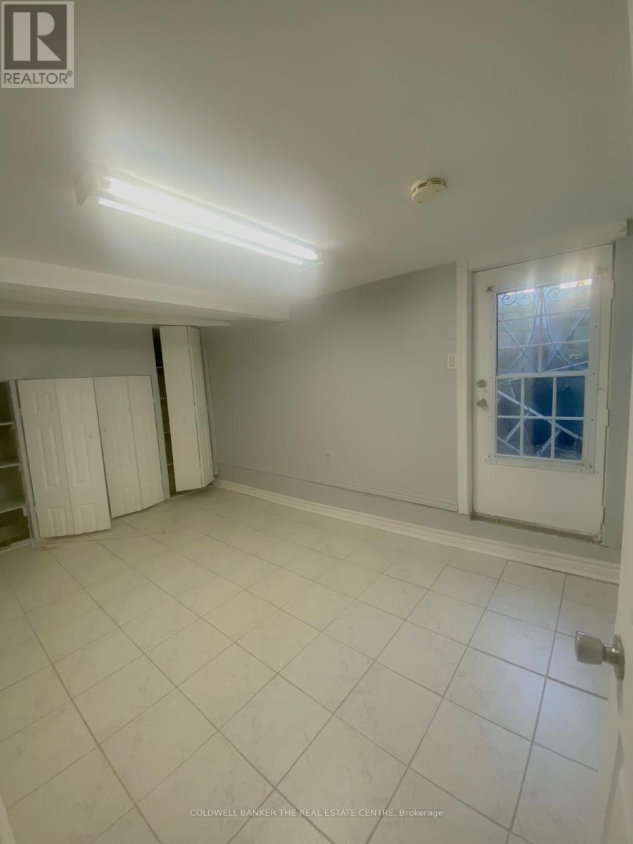 A - 157 Ashdale Avenue, Toronto, Ontario  M4L 2Y8 - Photo 8 - E12901062