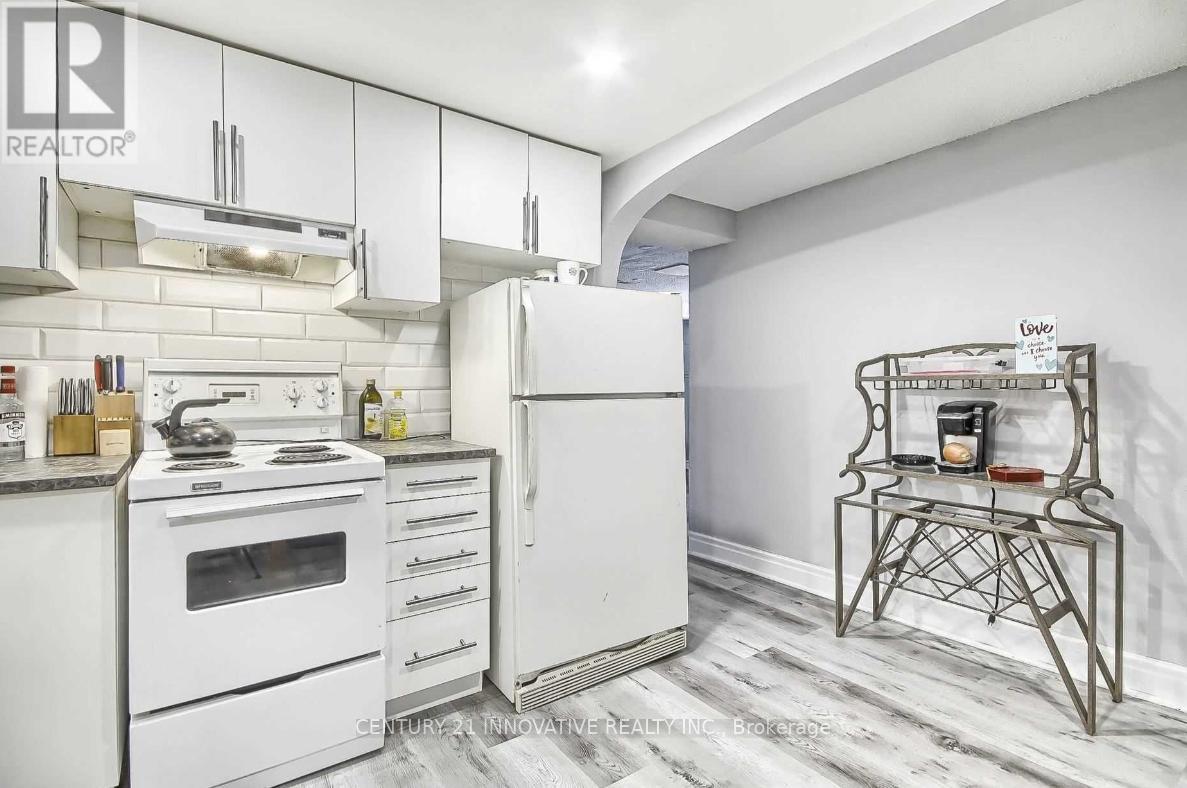 211 Albert Street, Oshawa (Central), Ontario  L1H 4R6 - Photo 9 - E12901112