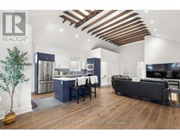 14 BRACEBRIDGE AVENUE E, Toronto, Ontario