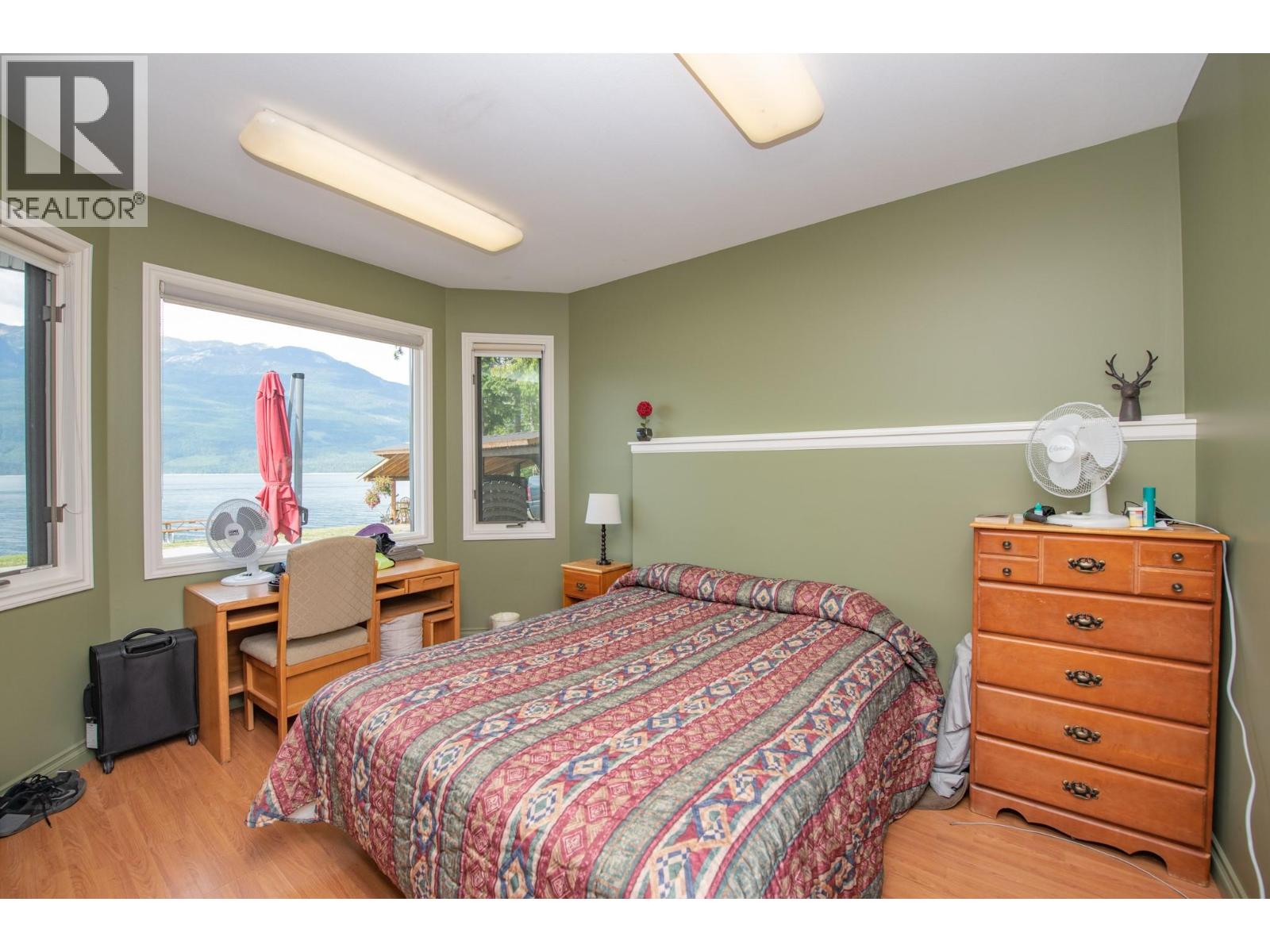 1710 6 Highway, Nakusp, British Columbia  V0G 1R1 - Photo 37 - 10357695