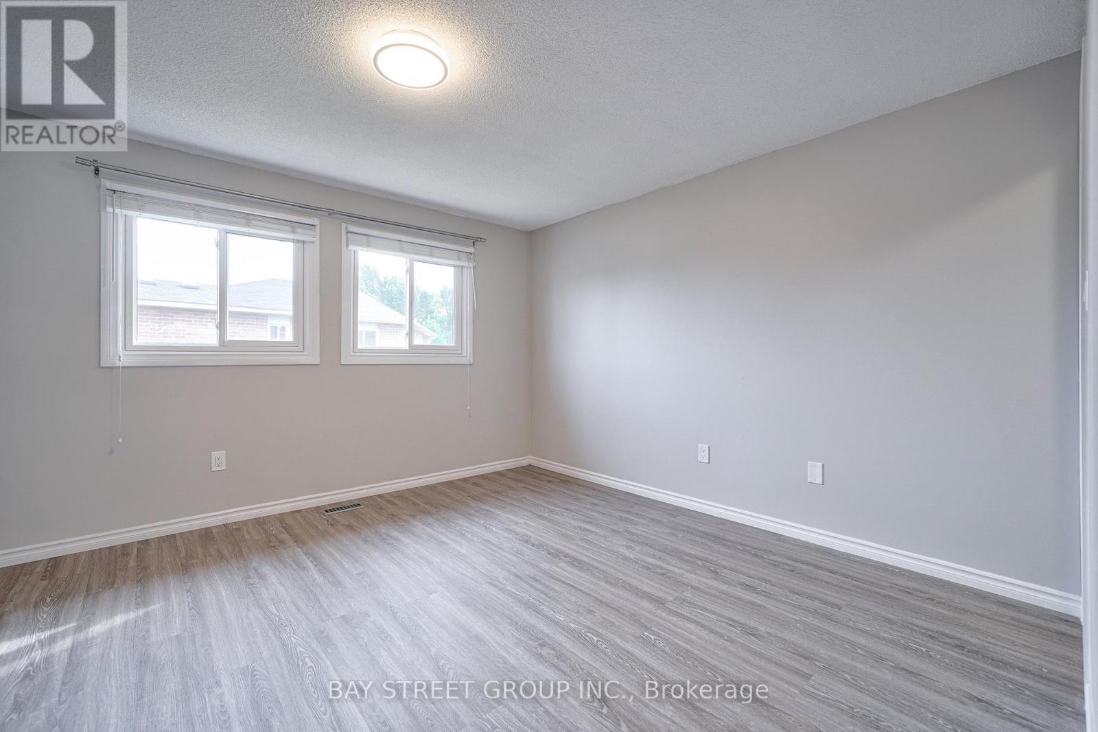 596 Constellation Drive, Mississauga (Hurontario), Ontario  L5R 2X3 - Photo 29 - W12901084