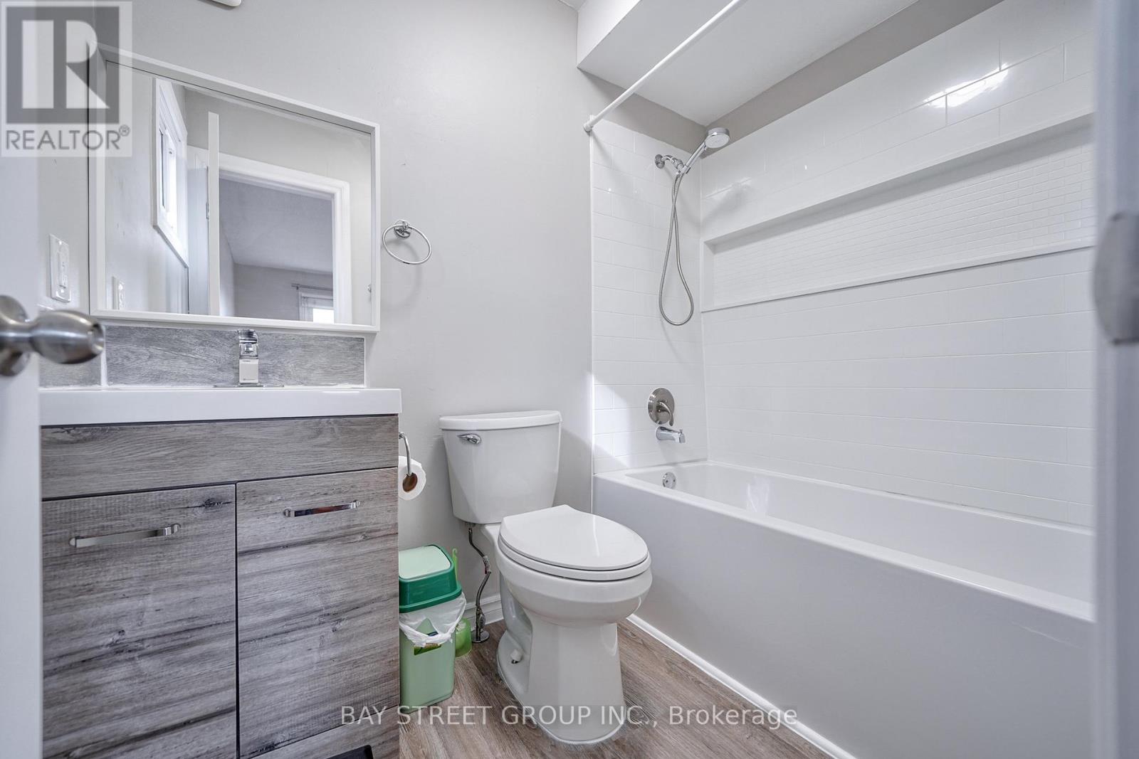 596 Constellation Drive, Mississauga (Hurontario), Ontario  L5R 2X3 - Photo 33 - W12901084