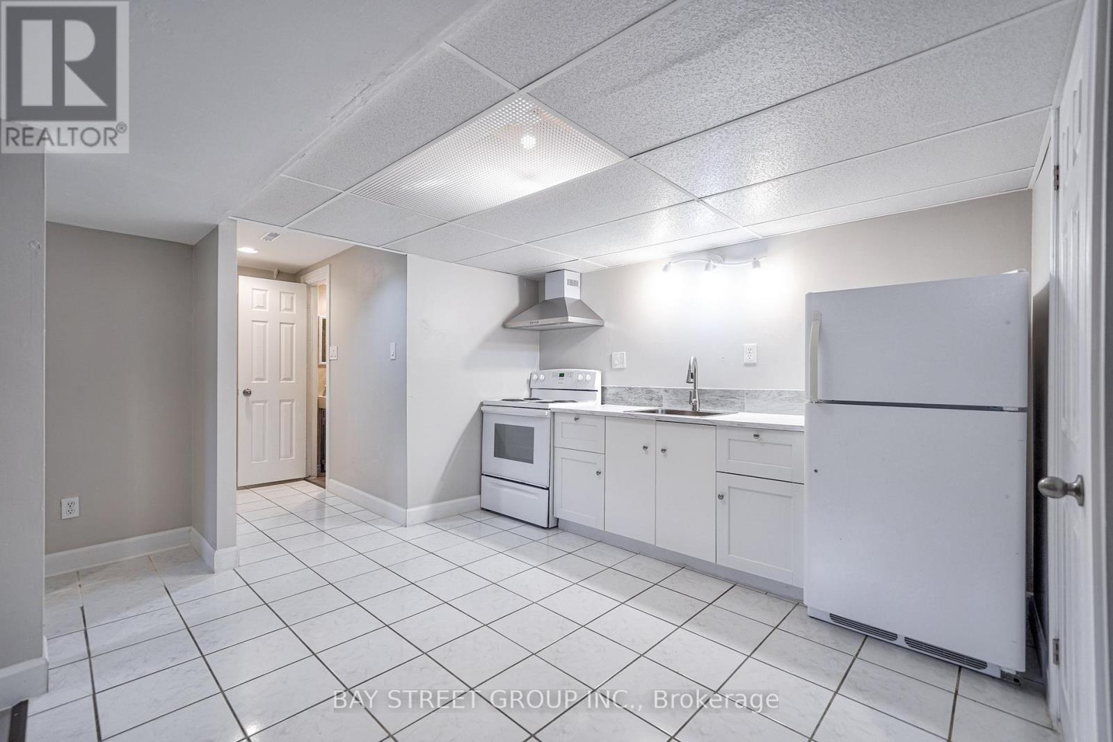 596 Constellation Drive, Mississauga (Hurontario), Ontario  L5R 2X3 - Photo 39 - W12901084