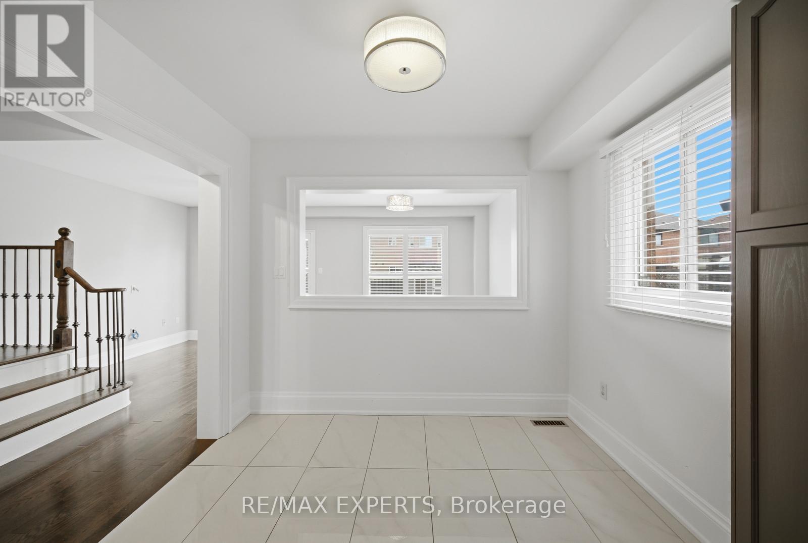 23 Stone Palace Way, Vaughan, Ontario  L4H 1M9 - Photo 8 - N12901050