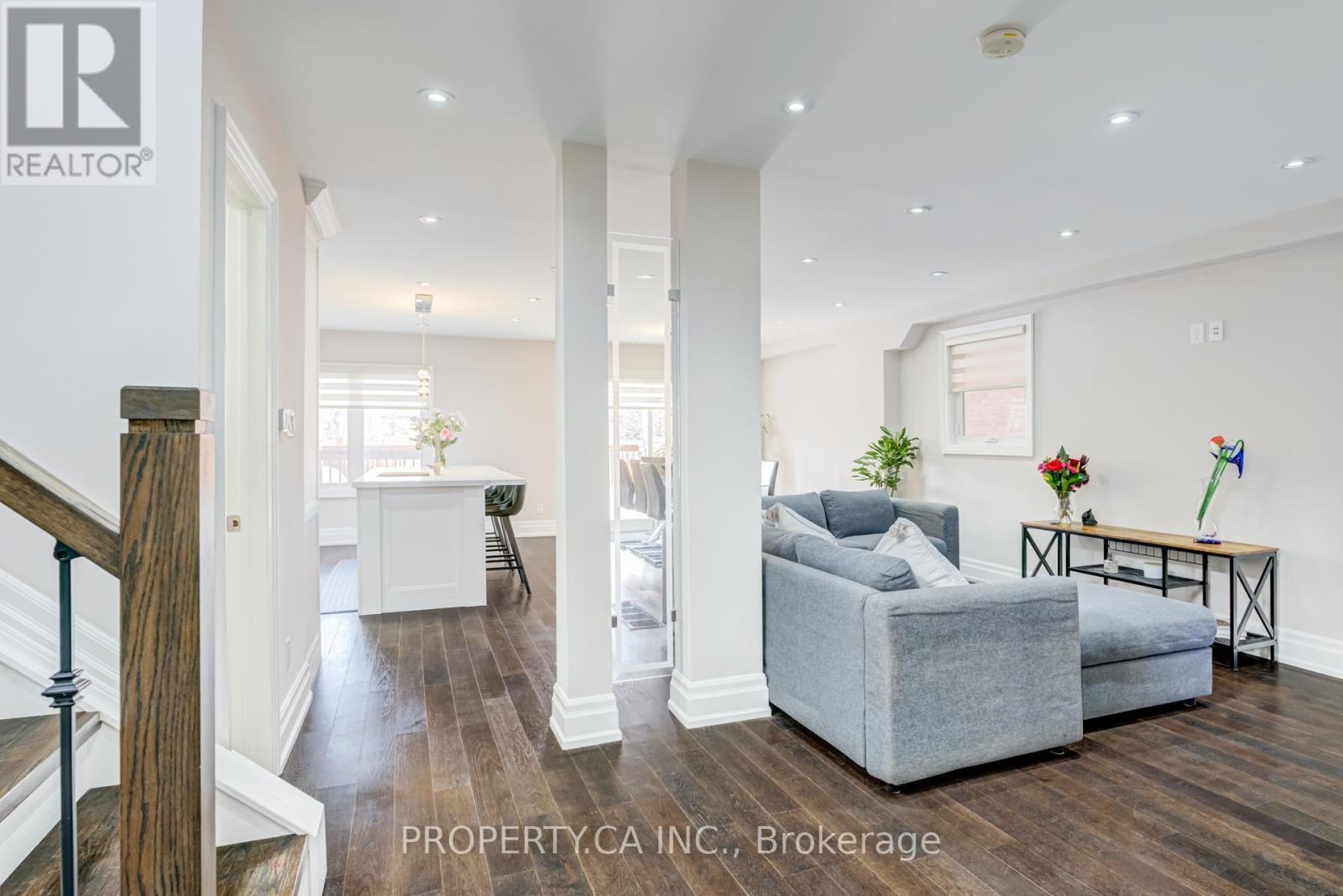 150 Brookmill Drive, Vaughan (Brownridge), Ontario  L4J 6M2 - Photo 4 - N12901090