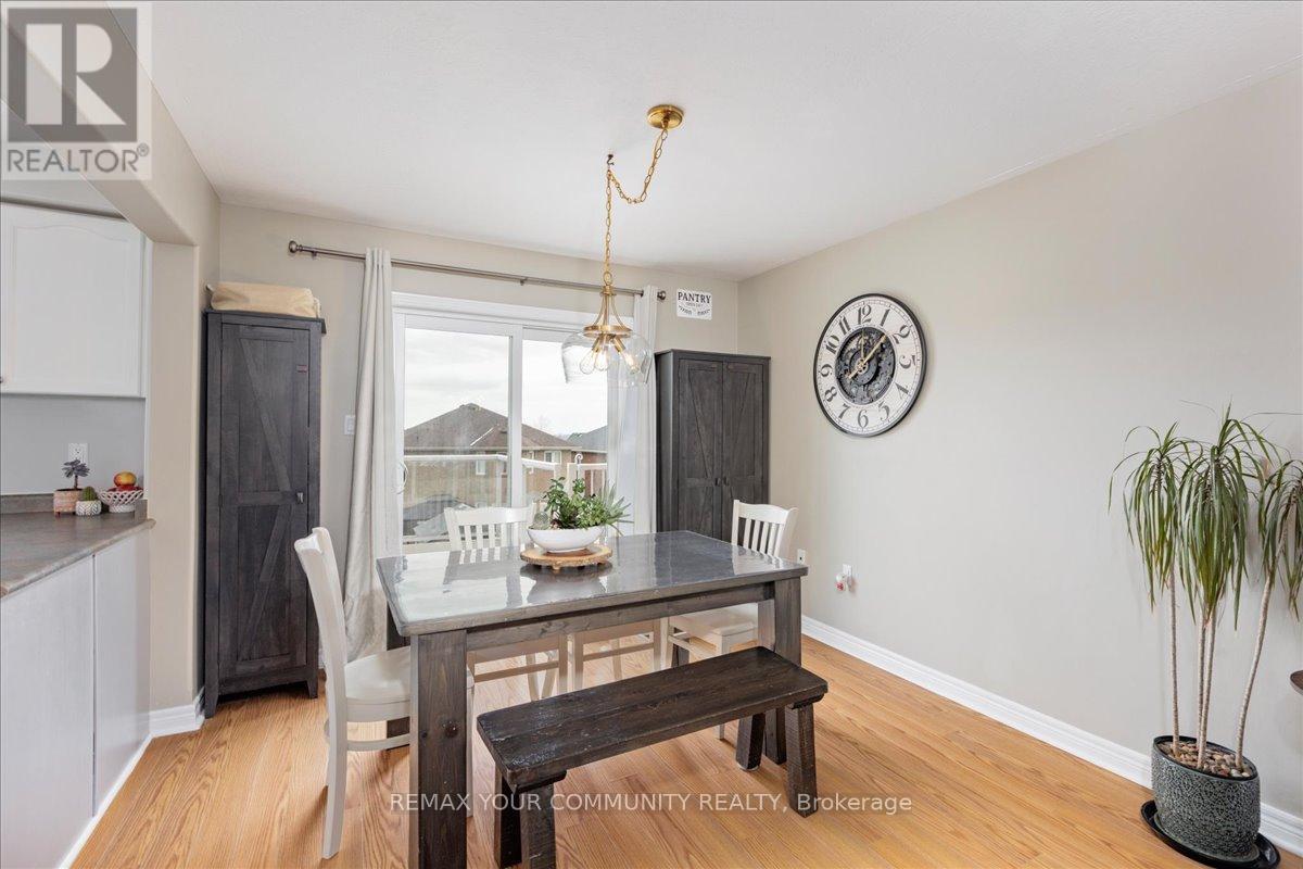 65 Smith Street, Bradford West Gwillimbury (Bradford), Ontario  L3Z 3Z1 - Photo 22 - N12901146