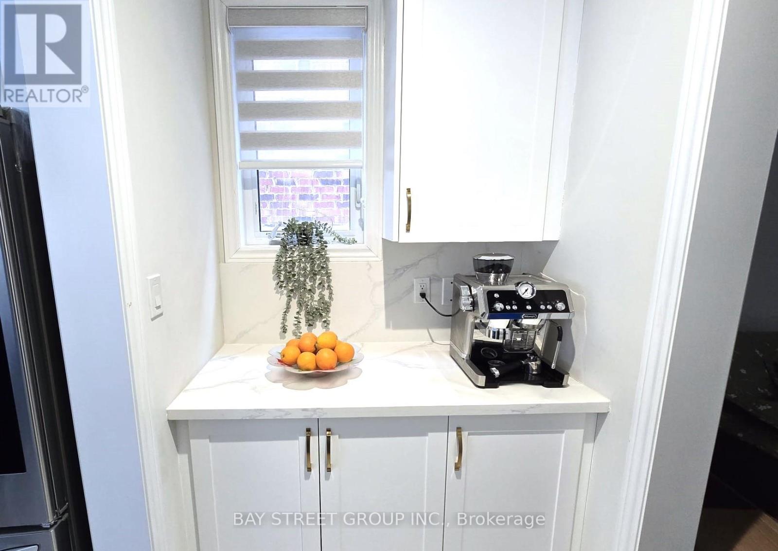 404 Baker Hill Boulevard, Whitchurch-Stouffville, Ontario  L4A 4P4 - Photo 12 - N12901202