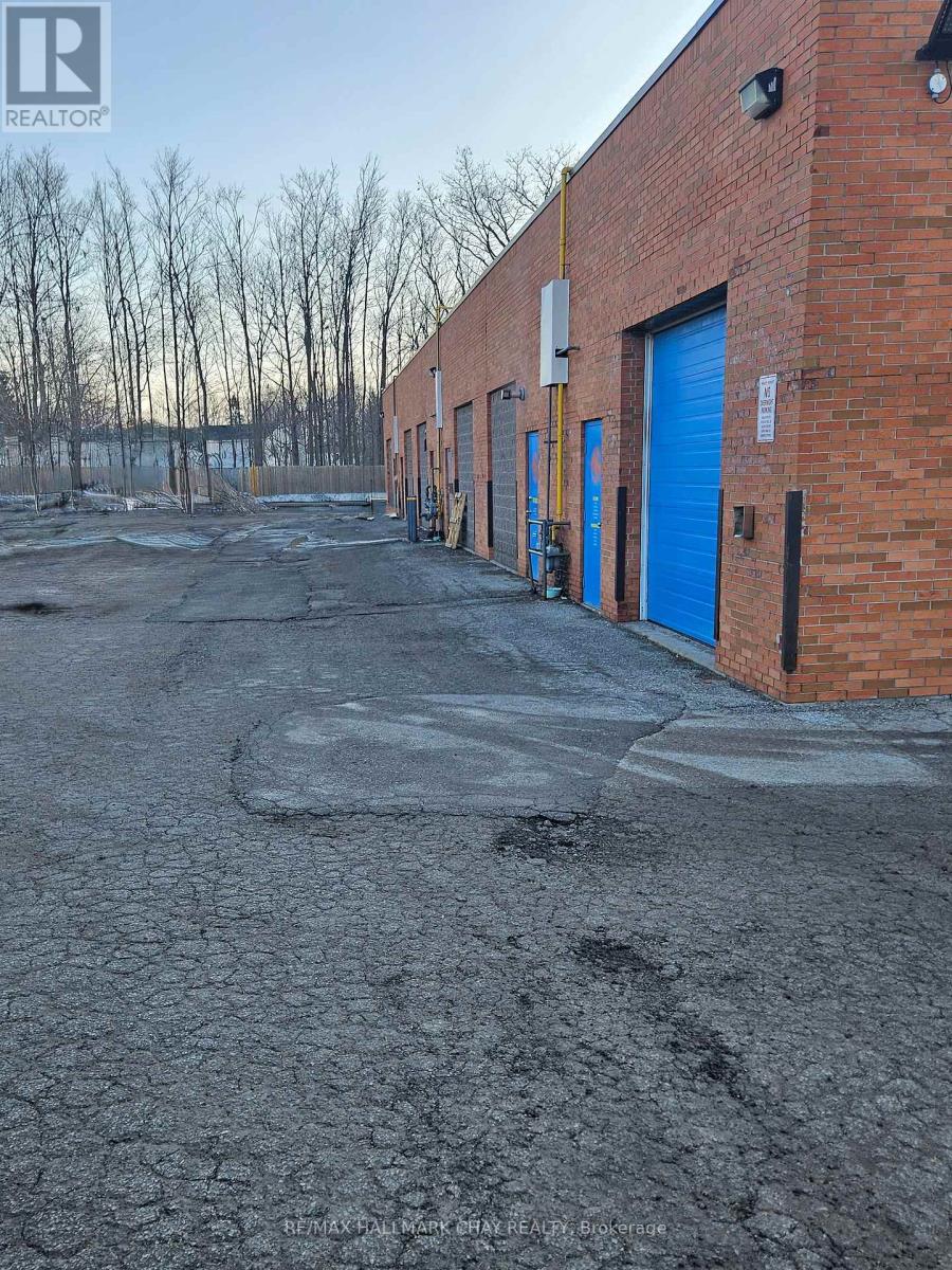 1b - 18 Cundles Road E, Barrie, Ontario  L4M 2Z5 - Photo 4 - S12901122