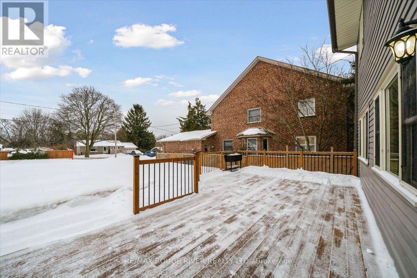 32 Andrew Street, Clarington, Ontario  L1B 1J3 - Photo 5 - E12803200