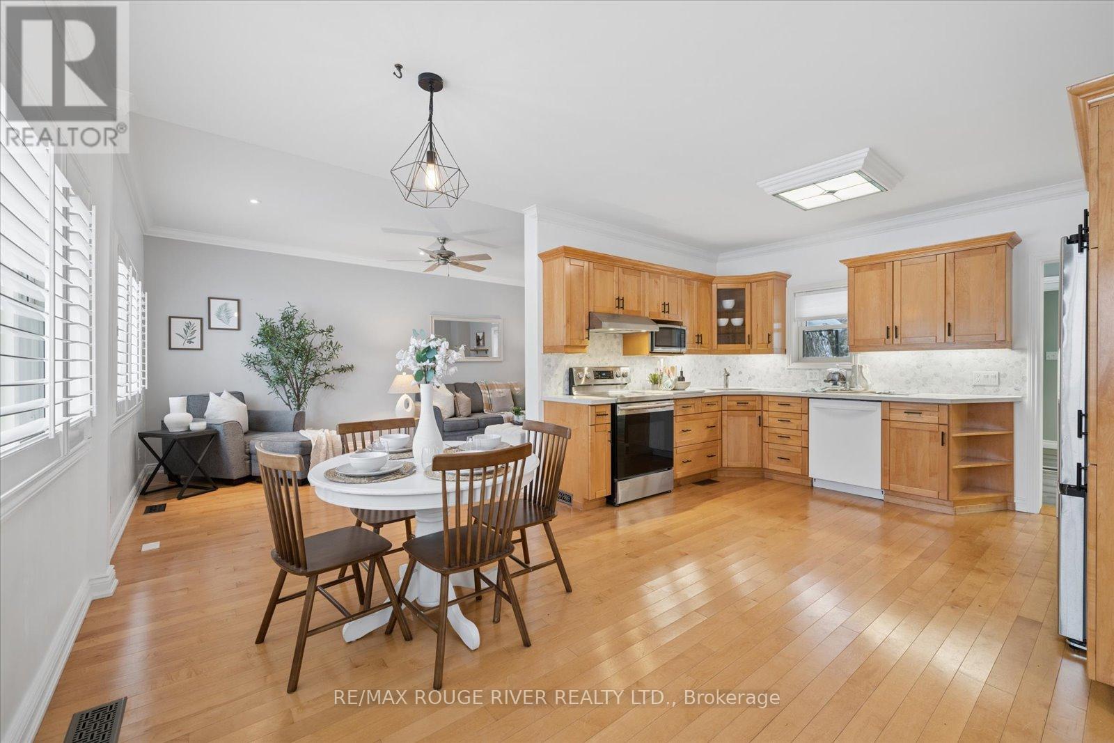 32 Andrew Street, Clarington, Ontario  L1B 1J3 - Photo 7 - E12803200