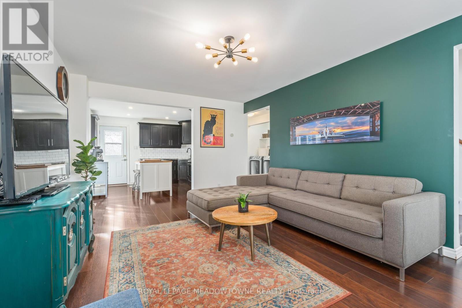 284 Ivon Avenue, Hamilton, Ontario  L8H 5T2 - Photo 8 - X12824602