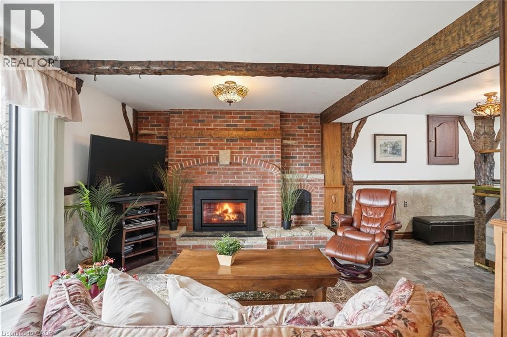 1 Thorncrest Boulevard, Dundas, Ontario  L9H 7L1 - Photo 22 - 40813623