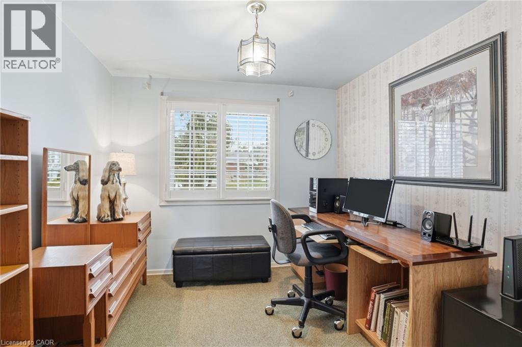 1 Thorncrest Boulevard, Dundas, Ontario  L9H 7L1 - Photo 28 - 40813623