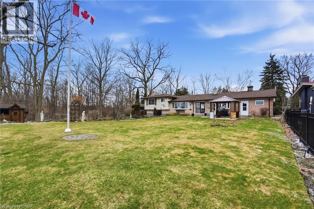 1 Thorncrest Boulevard, Dundas, Ontario  L9H 7L1 - Photo 34 - 40813623