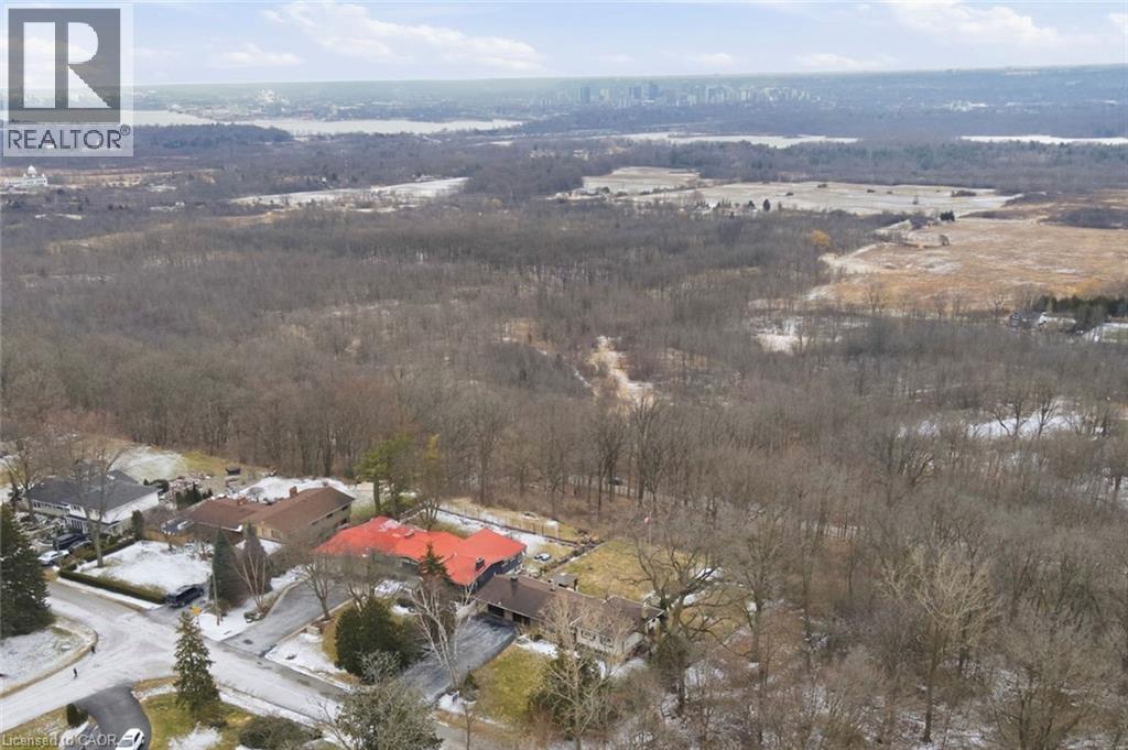 1 Thorncrest Boulevard, Dundas, Ontario  L9H 7L1 - Photo 40 - 40813623