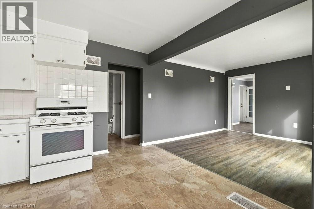 66 Queen Street S Unit# Back Unit, Thorold, Ontario  L2V 3N5 - Photo 4 - 40813614