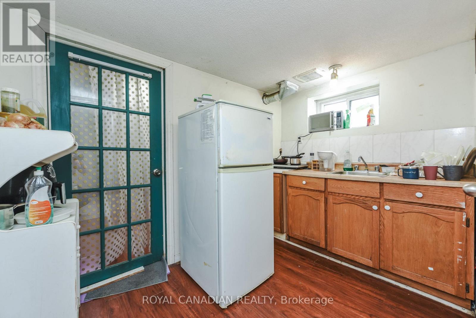 7566 Lockington Crescent, Mississauga (Malton), Ontario  L4T 2V5 - Photo 33 - W12901016