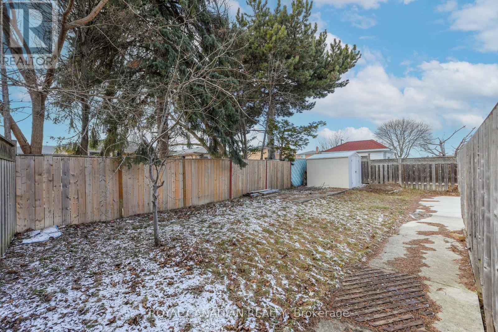 7566 Lockington Crescent, Mississauga (Malton), Ontario  L4T 2V5 - Photo 47 - W12901016