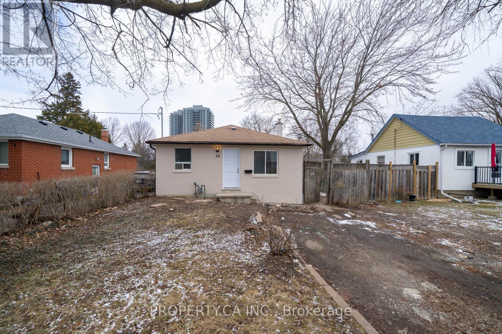 46 Mcmurchy Avenue N, Brampton, Ontario  L6X 1Y1 - Photo 2 - W12901026