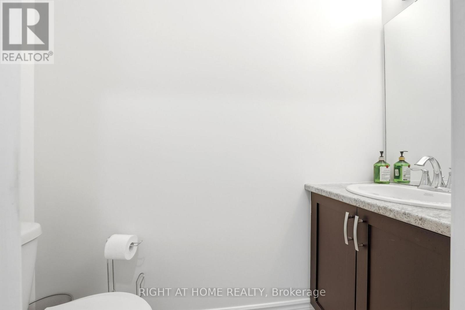 128 - 445 Ontario Street S, Milton, Ontario  L9T 9K4 - Photo 14 - W12901028