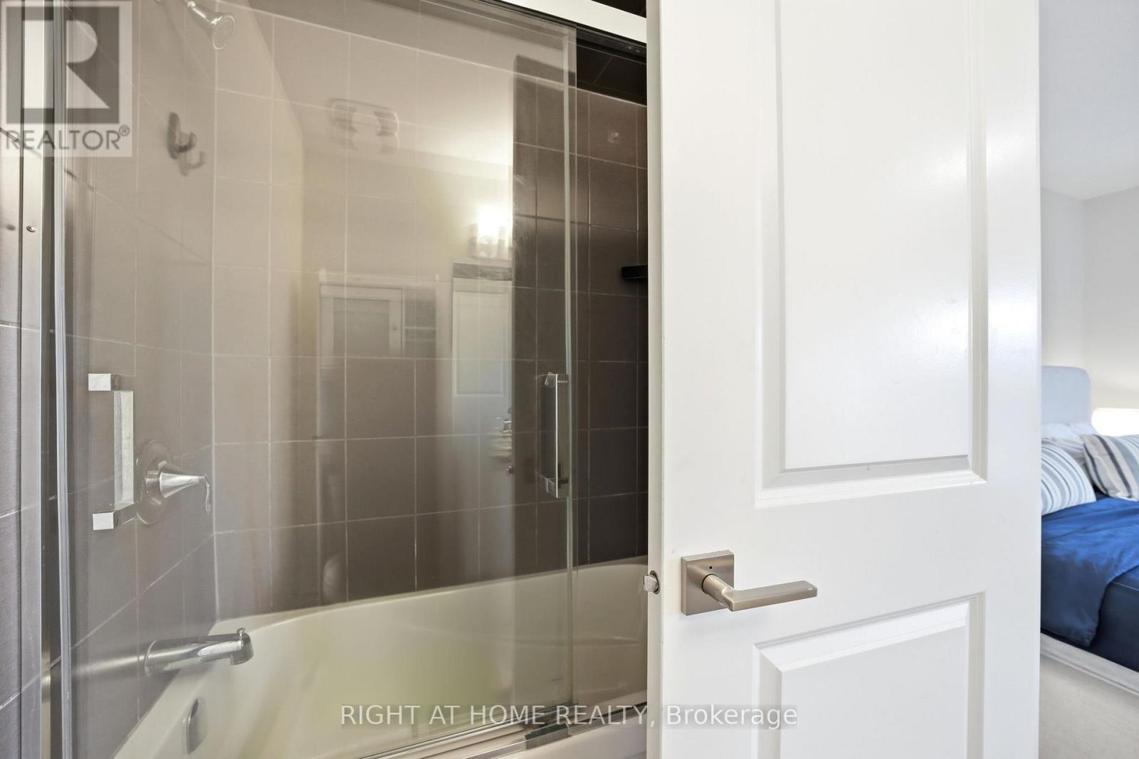 128 - 445 Ontario Street S, Milton, Ontario  L9T 9K4 - Photo 29 - W12901028