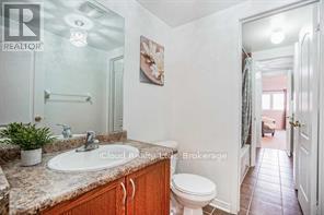 559 Candlestick Circle, Mississauga (Hurontario), Ontario  L4Z 0B1 - Photo 15 - W12901036