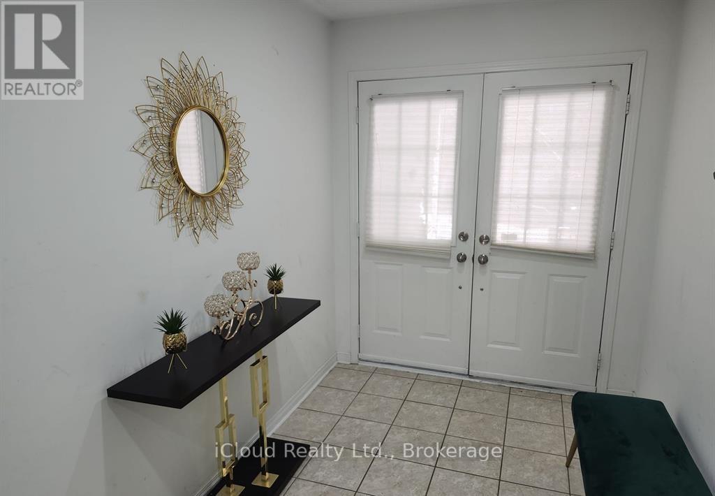 559 Candlestick Circle, Mississauga (Hurontario), Ontario  L4Z 0B1 - Photo 2 - W12901036