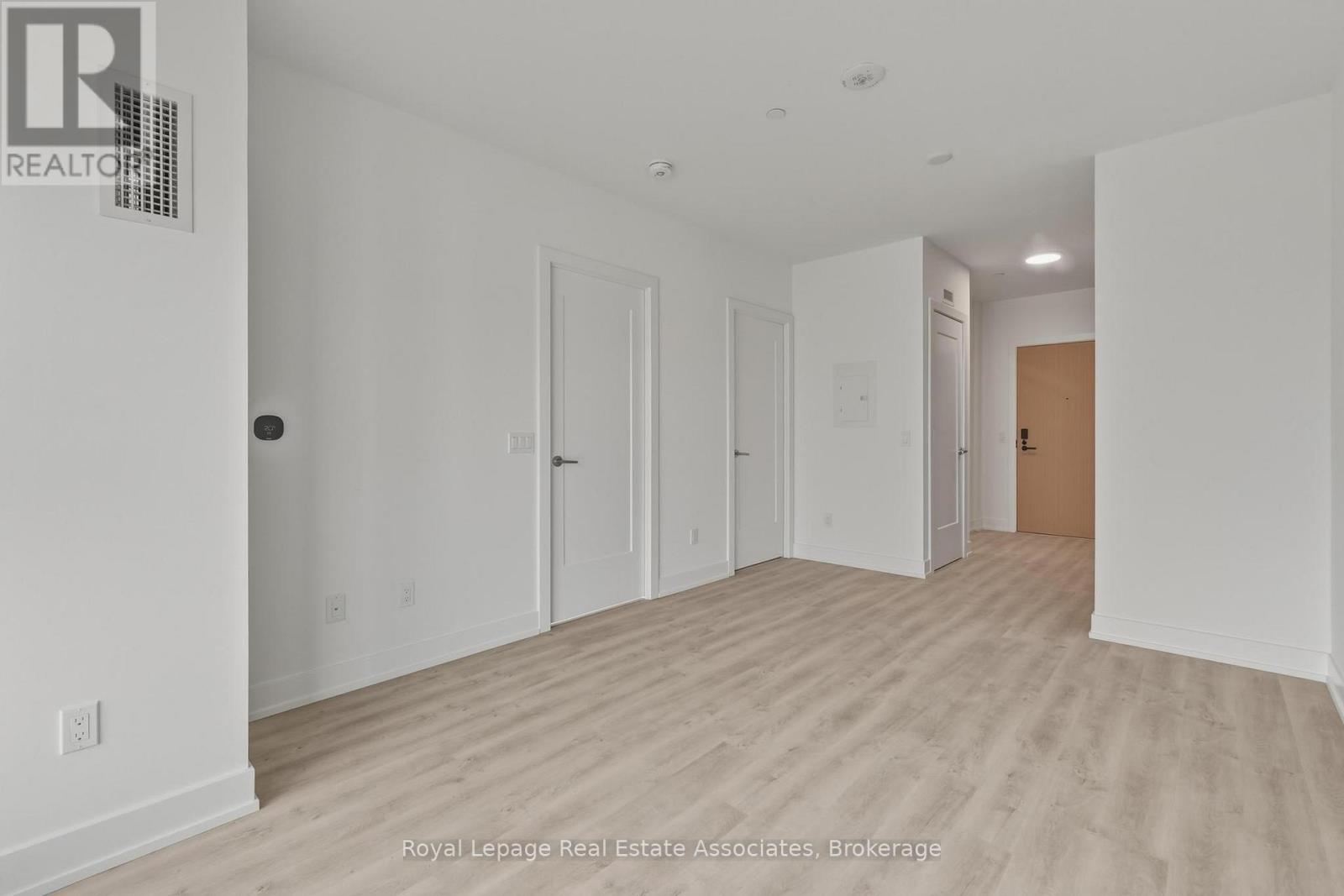 1203 - 25 Cordova Avenue, Toronto, Ontario  M9A 0E5 - Photo 6 - W12901102