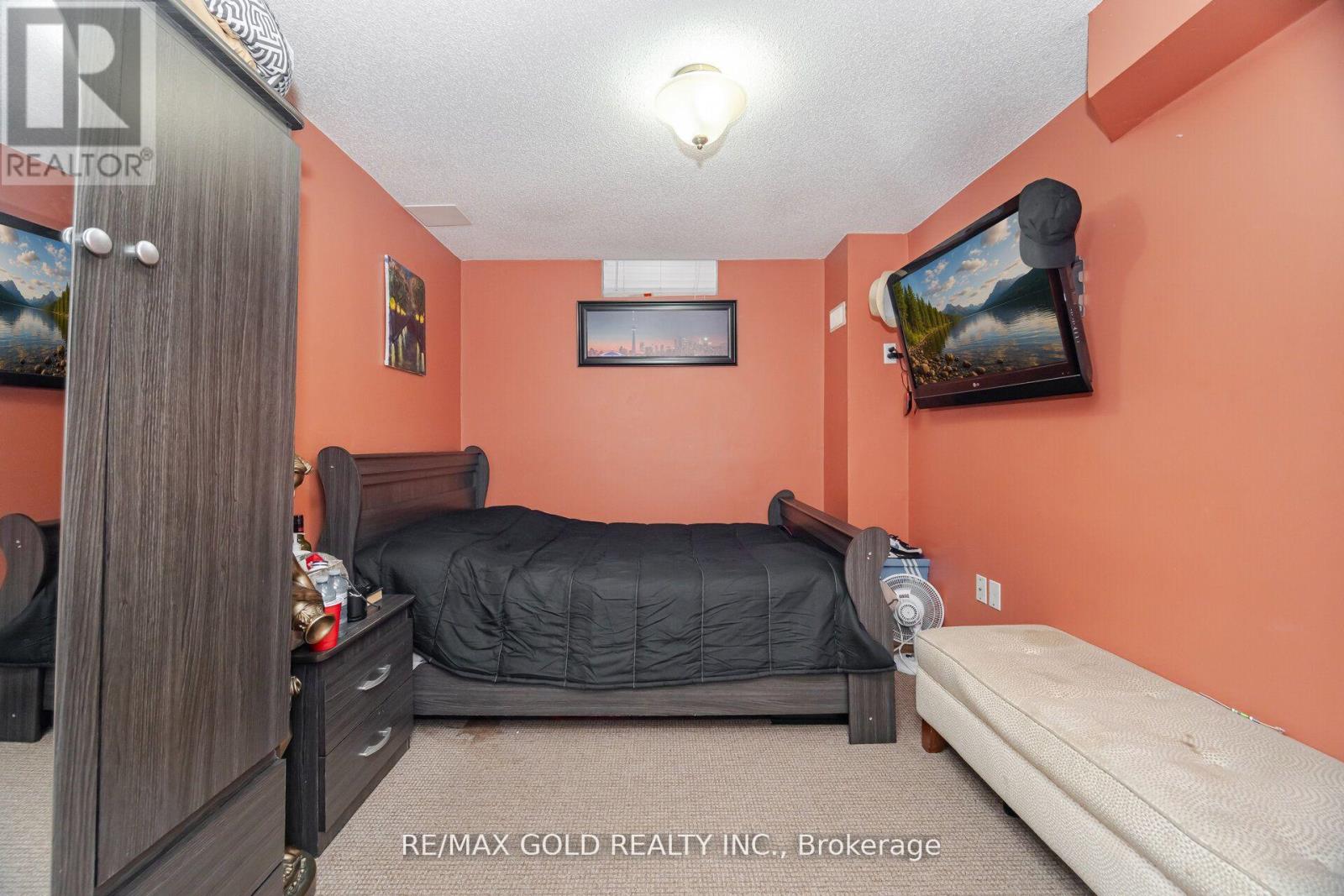 5 Summershade Street, Brampton, Ontario  L6P 2B9 - Photo 23 - W12901124