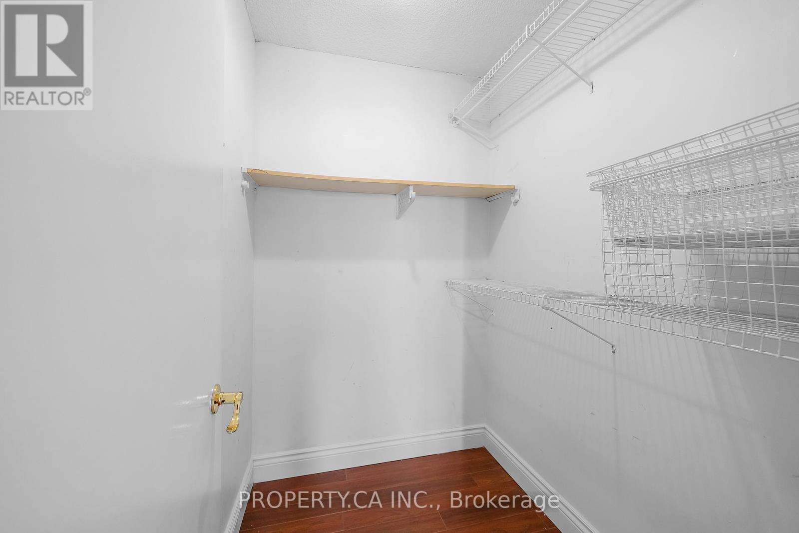 526 - 2267 Lake Shore Boulevard W, Toronto, Ontario  M8V 3X2 - Photo 27 - W12901140