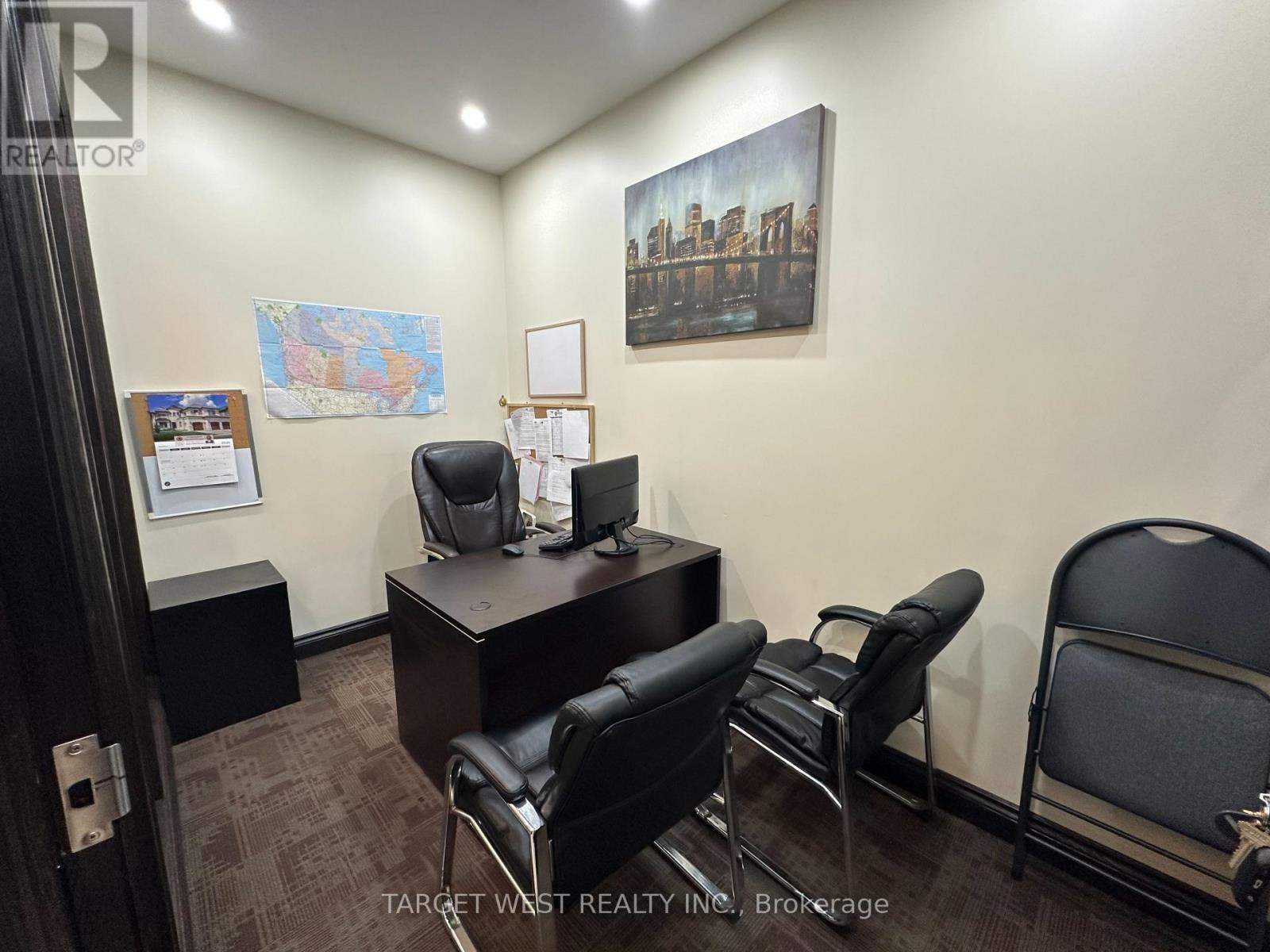 13 - 680 Rexdale Boulevard, Toronto (West Humber-Clairville), Ontario  M9W 0B5 - Photo 9 - W12901164