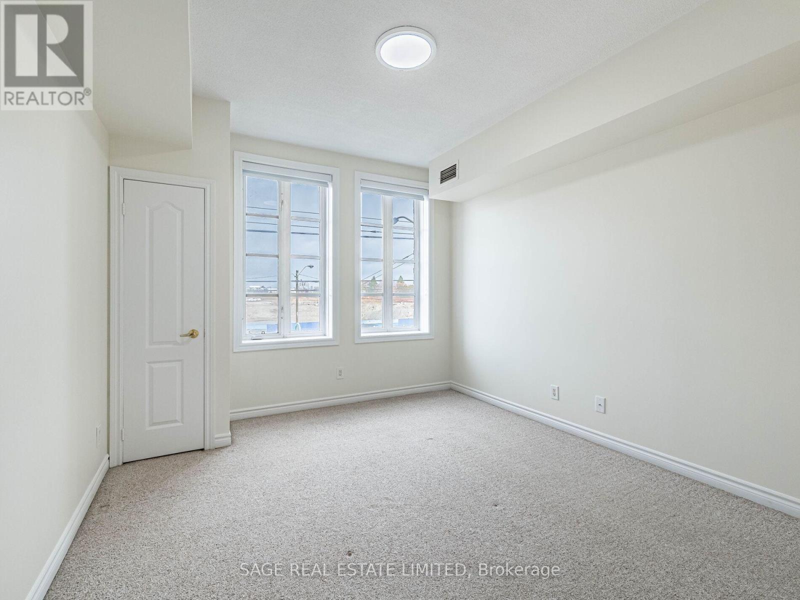 202 - 3531 Lake Shore Boulevard W, Toronto (Long Branch), Ontario  M8W 1P4 - Photo 30 - W12901192