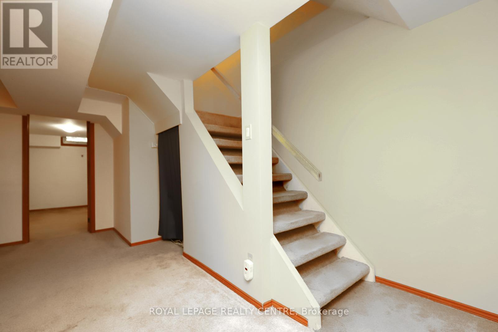 61 - 1214 Kirstie Court, Oakville, Ontario  L6H 5C8 - Photo 26 - W12901194