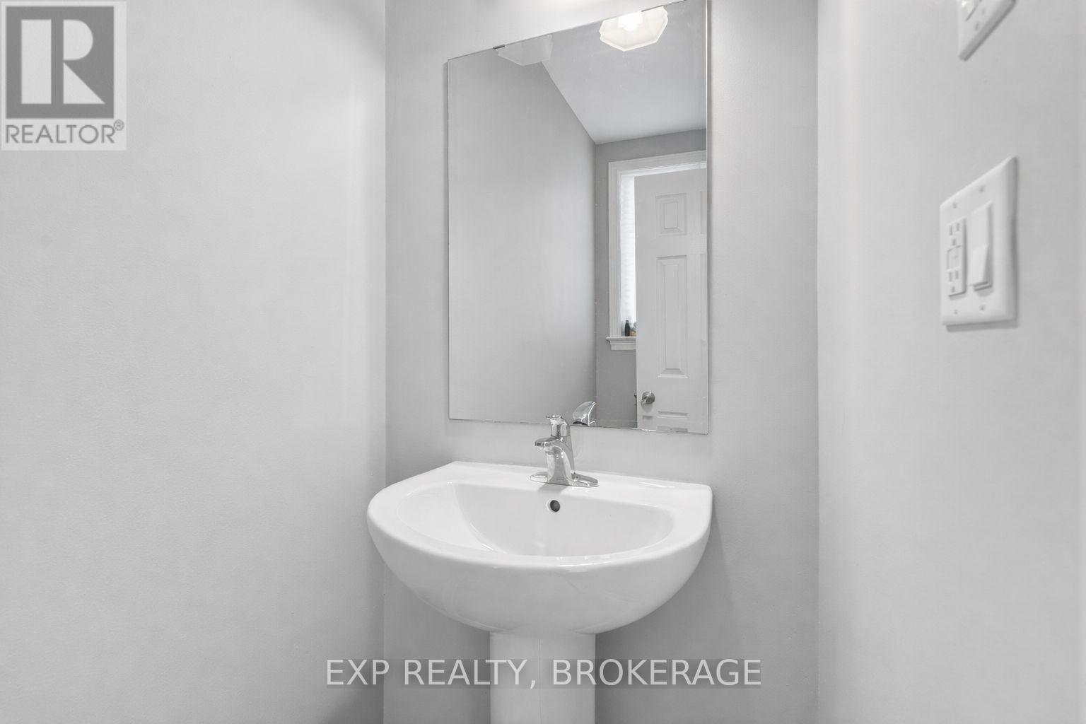 1093 Horizon Drive, Kingston (City Northwest), Ontario  K7P 0M3 - Photo 5 - X12901044