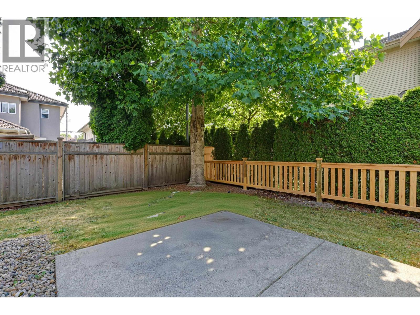 11 7788 Ash Street, Richmond, British Columbia  V6Y 2S1 - Photo 2 - R3098068