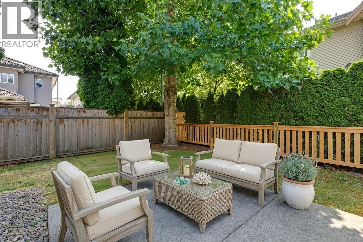 11 7788 Ash Street, Richmond, British Columbia  V6Y 2S1 - Photo 3 - R3098068