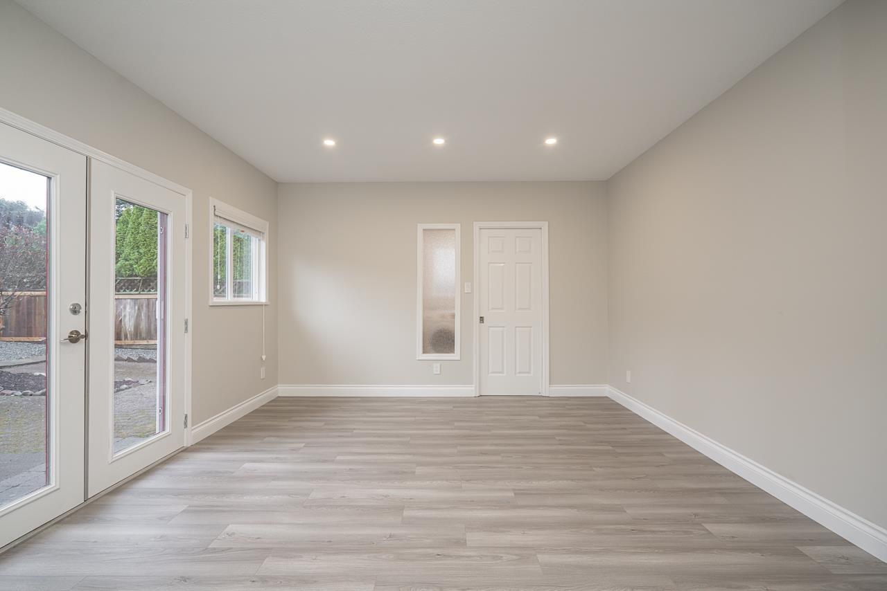 13015 Summerhill Crescent, Surrey, British Columbia  V4A 7T4 - Photo 4 - R3100555