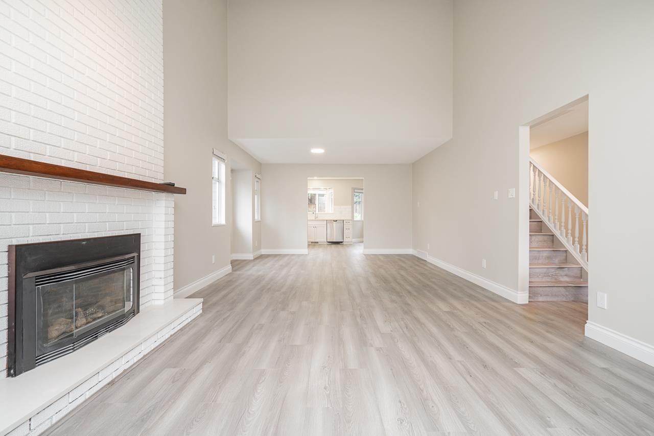 13015 Summerhill Crescent, Surrey, British Columbia  V4A 7T4 - Photo 3 - R3100555