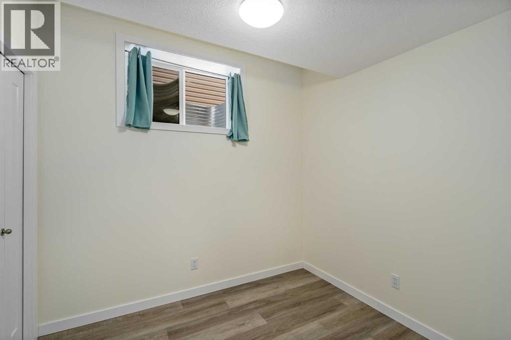 1308 South Point Parade SW, Airdrie, Alberta  T4B 5P3 - Photo 37 - A2284050