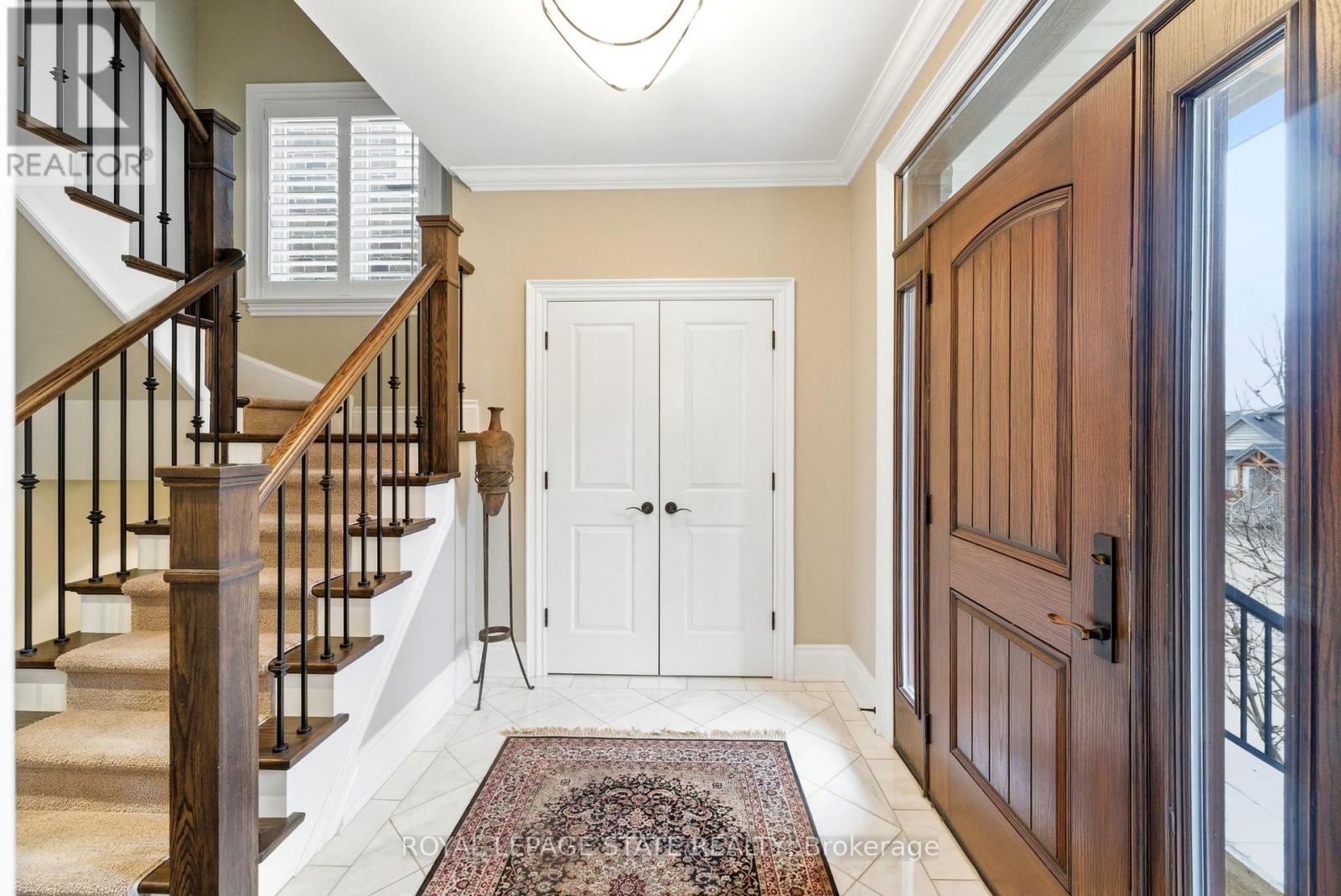 67 Alma Street, Hamilton, Ontario  L9H 2E3 - Photo 4 - X12901020